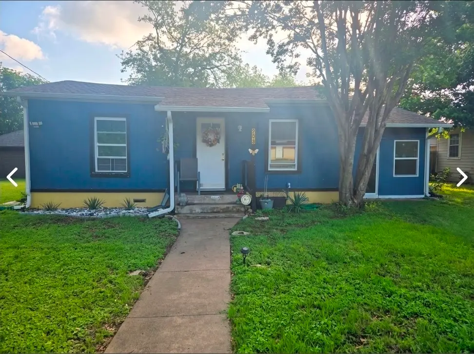 203 Stroud Street, Cleburne, TX 76033 - #1