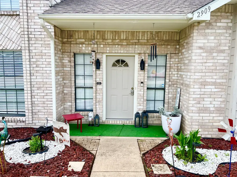 2909 Andante Drive, Grand Prairie, TX 75052 - #3