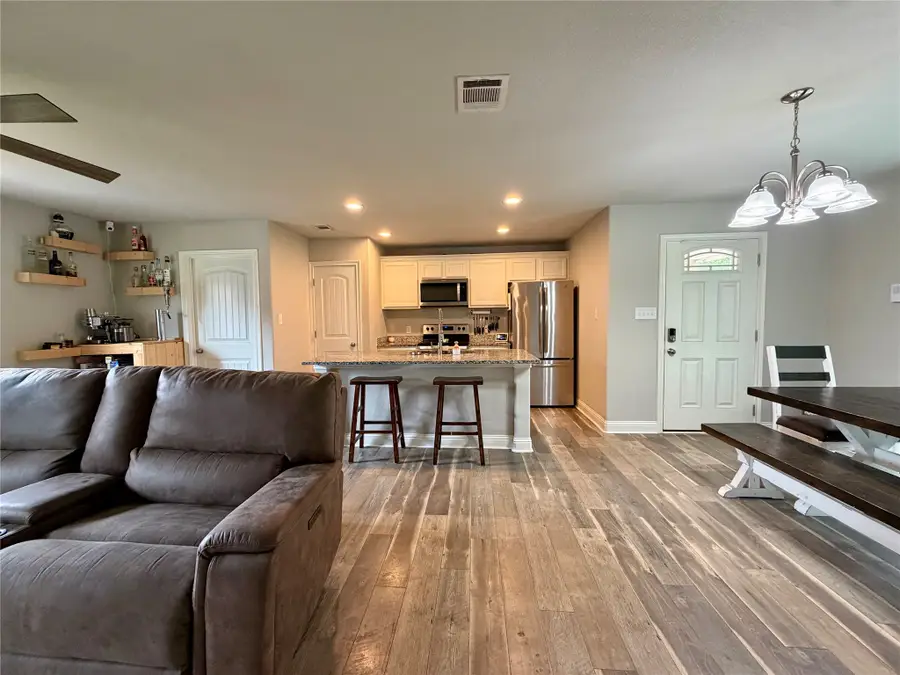 619 Mansfield Road, Cleburne, TX 76031 - #2