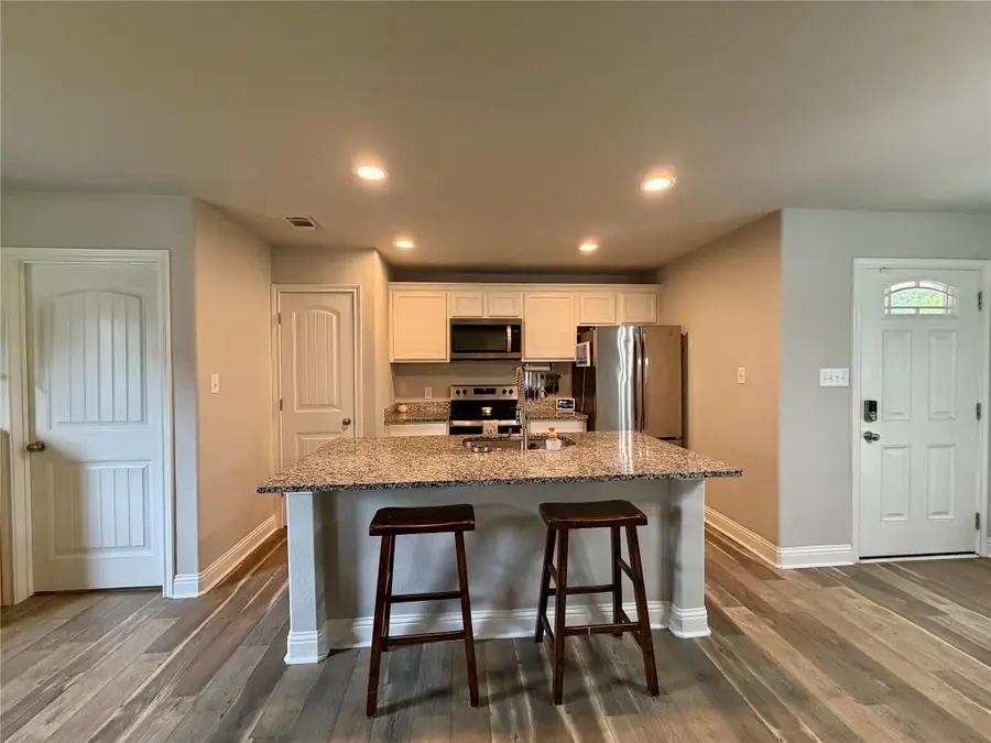 619 Mansfield Road, Cleburne, TX 76031 - #3