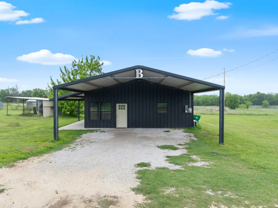 321 Avenue B #B, Walnut Springs, TX 76690 - #2