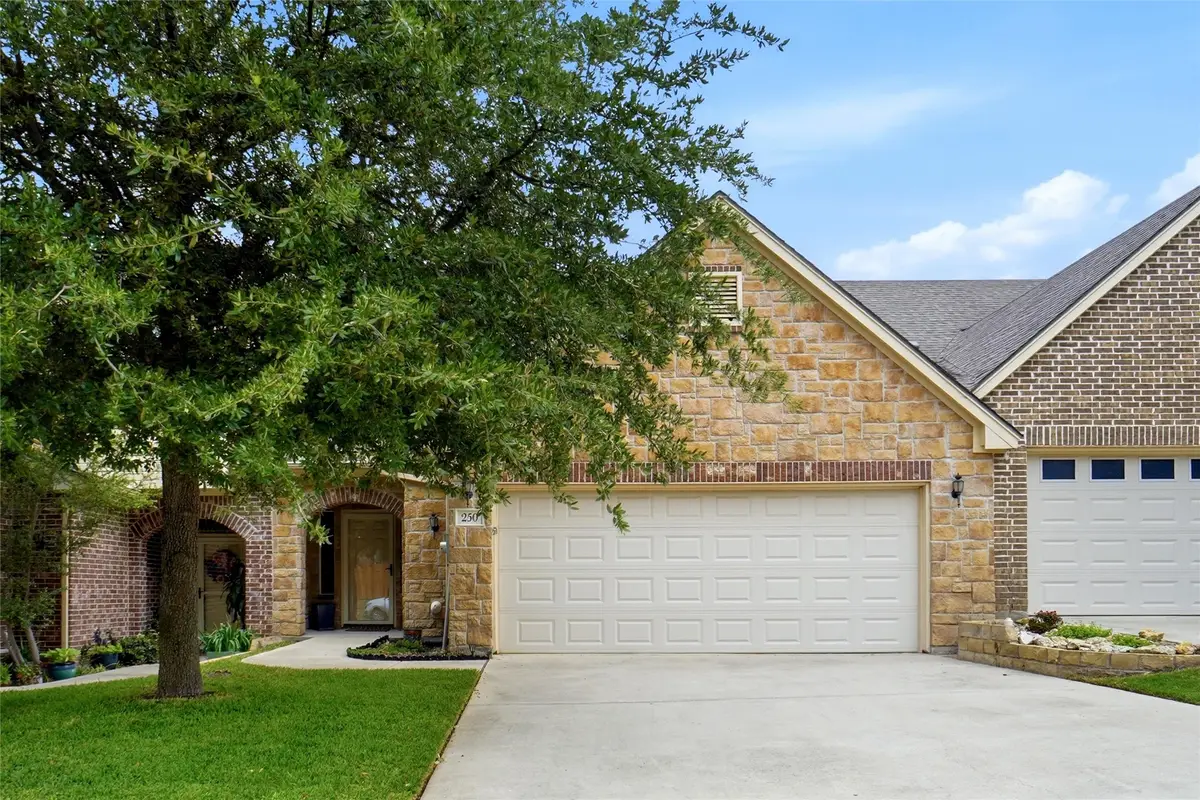250 Greathouse Village, Decatur, TX 76234 - #1