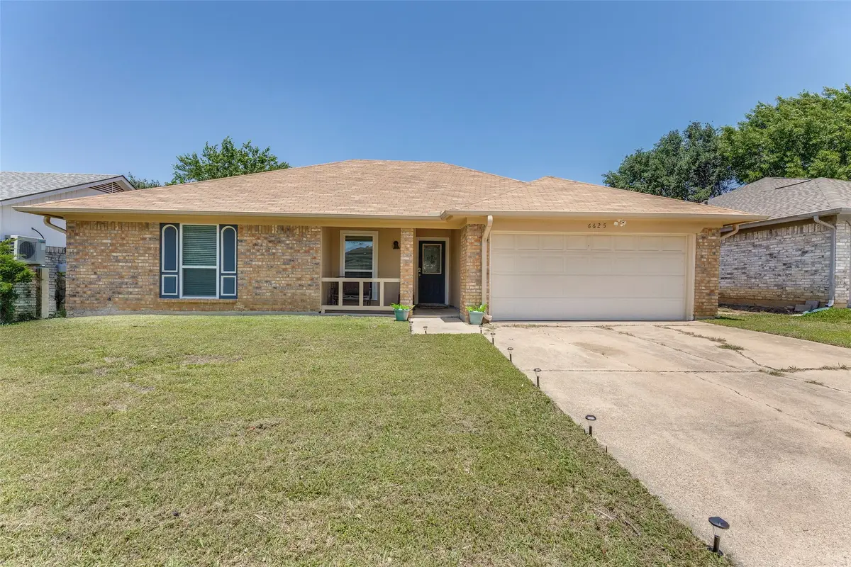 6625 Moss Lane, Watauga, TX 76148 - #1