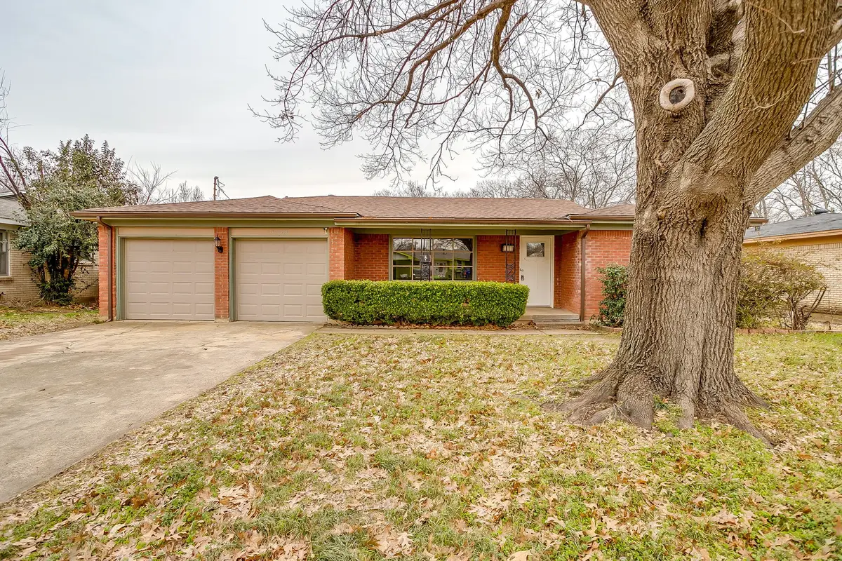 3528 Garwood Drive, North Richland Hills, TX 76117 - #1