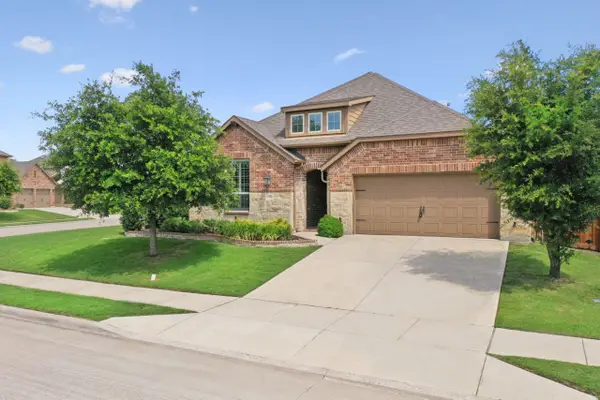 9632 Pickwick Trail, Fort Worth, TX 76131