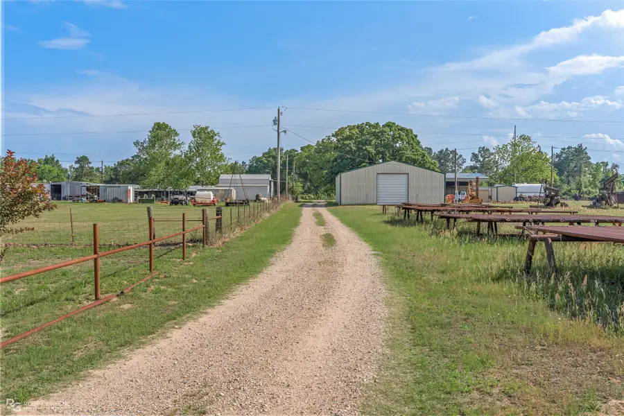 10660 Bowen Road, Vivian, LA 71082 - #3