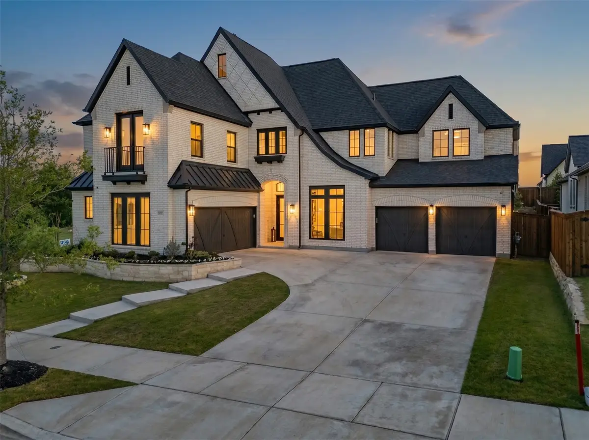 2216 Winding Creek Circle, Fort Worth, TX 76008 - #1