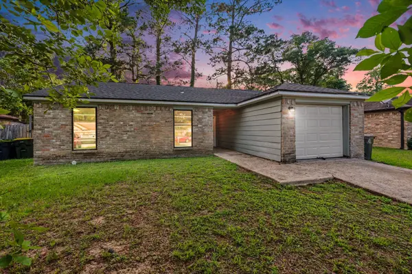 1321 N 7th Street, Conroe, TX 77301