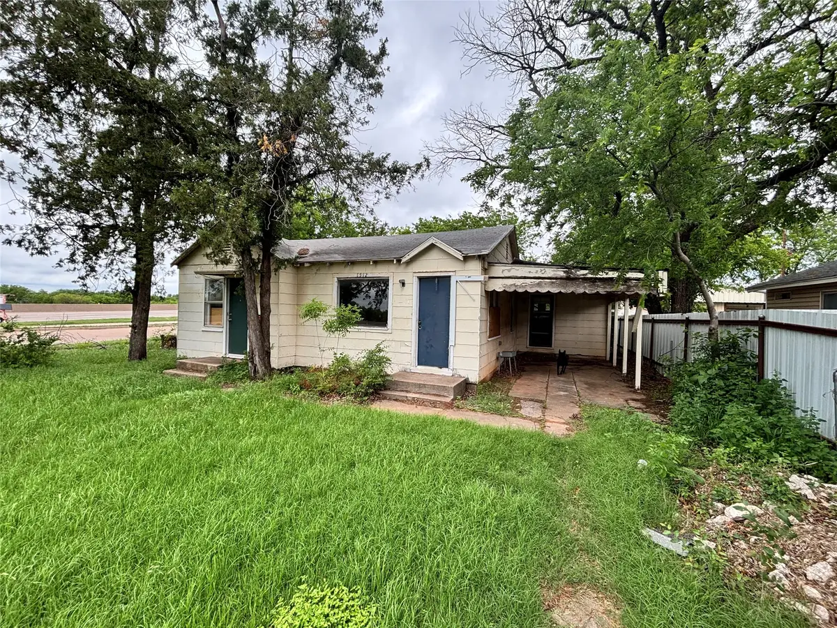 1512 N 6th Street, Wichita Falls, TX 76306 - #1