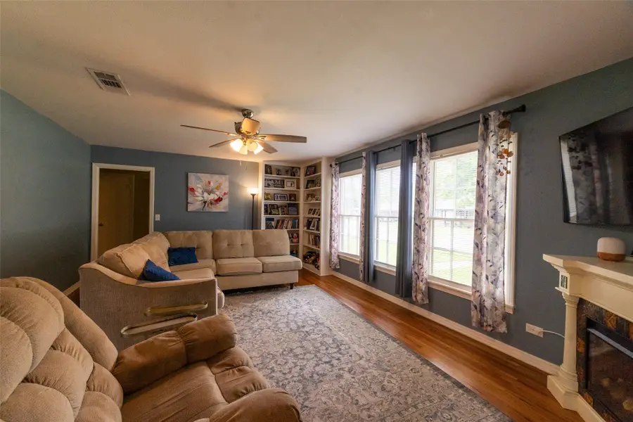 1211 Lamar Drive, Mount Pleasant, TX 75455 - #2