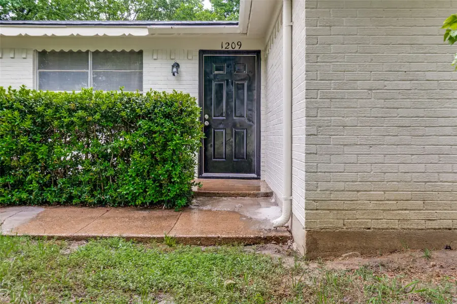 1209 Edgemont Drive, Mesquite, TX 75149 - #2