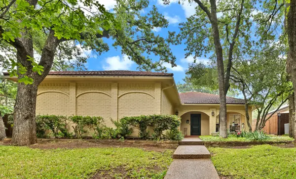 5005 River Ridge Road, Arlington, TX 76017