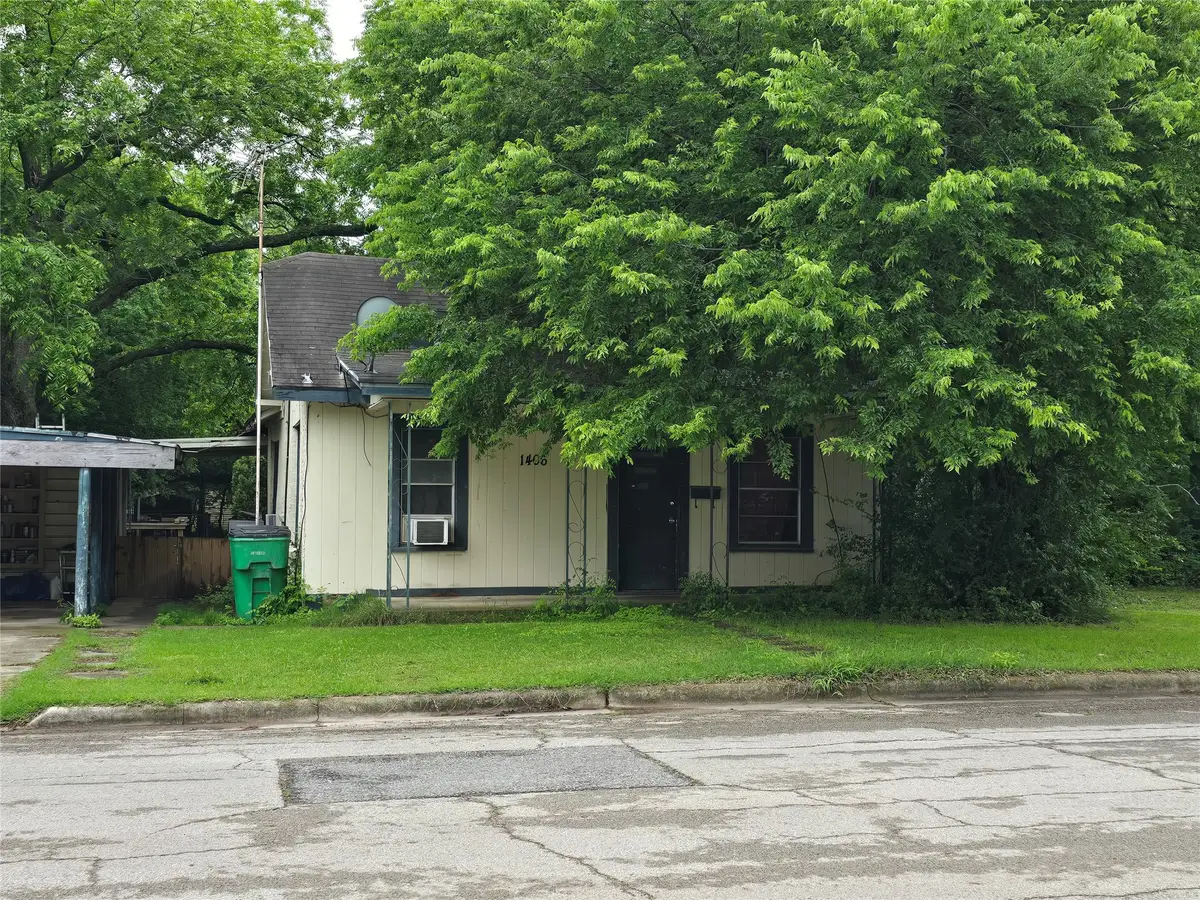 1406 E Garnett Street, Gainesville, TX 76240 - #1