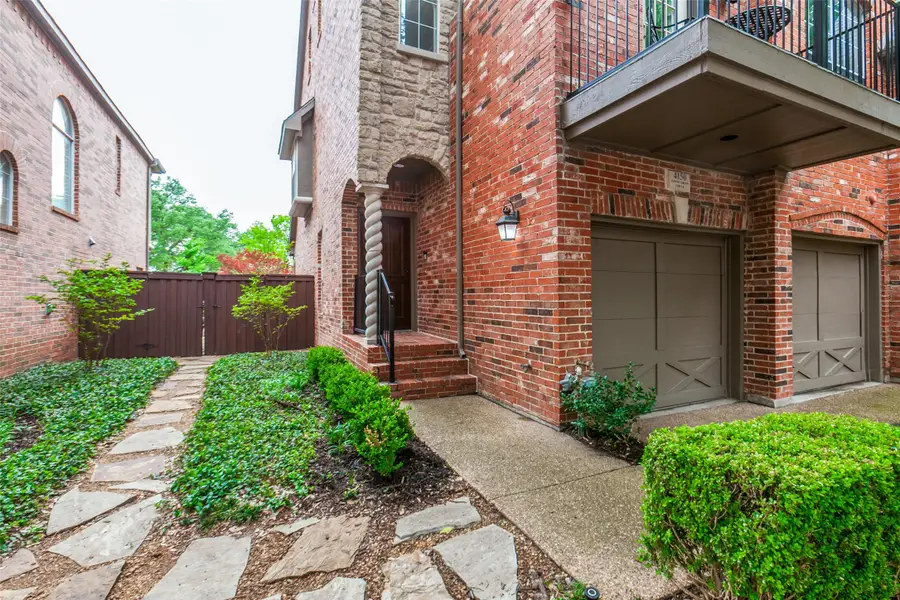 4150 Towne Green Circle, Addison, TX 75001 - #2