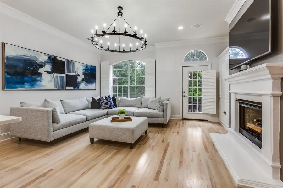 4150 Towne Green Circle, Addison, TX 75001 - #3