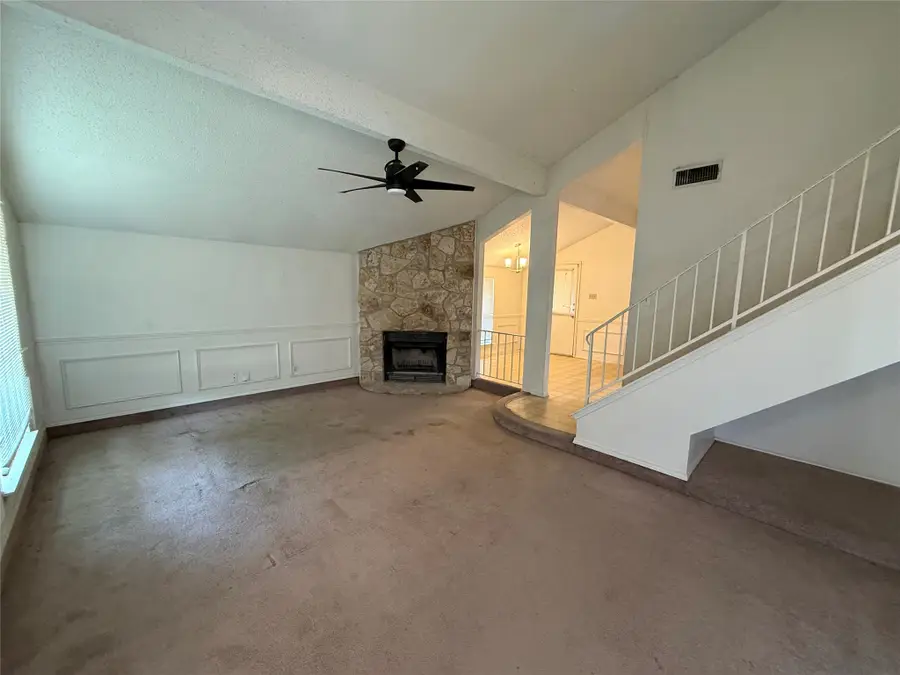 6011 Parkmeadow Drive, Arlington, TX 76018 - #2