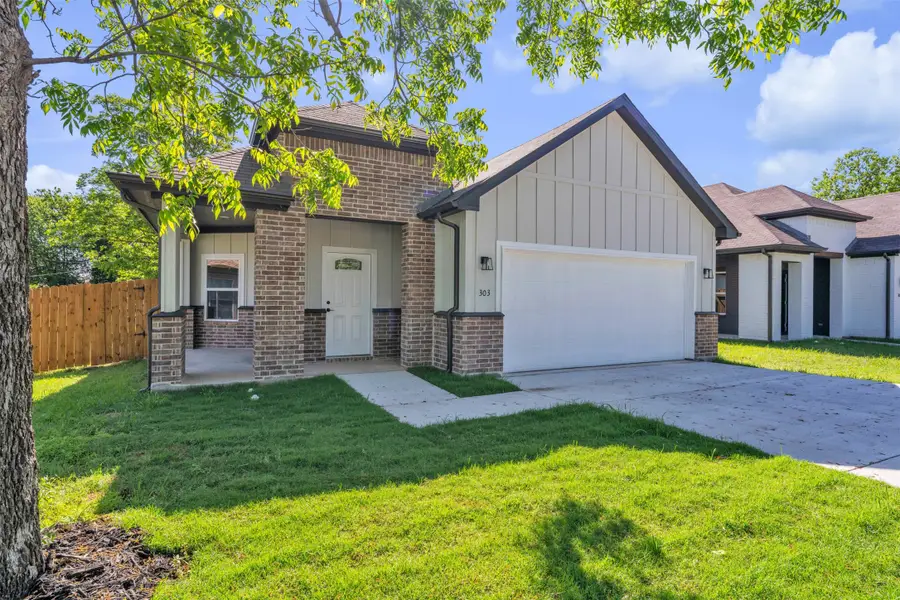 303 Pemberton Street, White Settlement, TX 76108 - #2