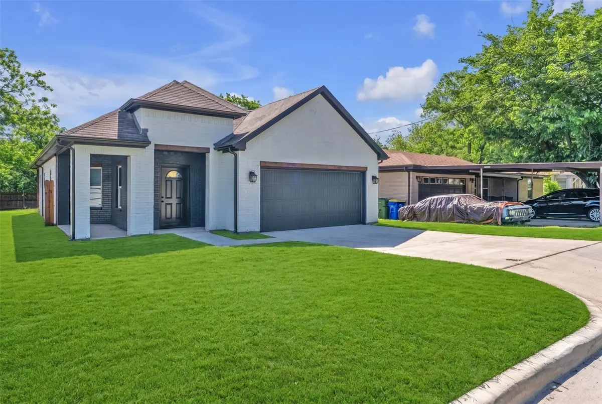 305 Pemberton Street, White Settlement, TX 76108 - #1