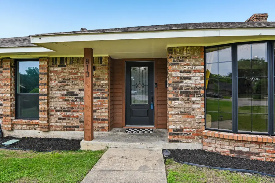 813 Oakbluff Drive, Lancaster, TX 75146 - #3