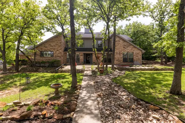 120 Creekside Drive, Double Oak, TX 75077