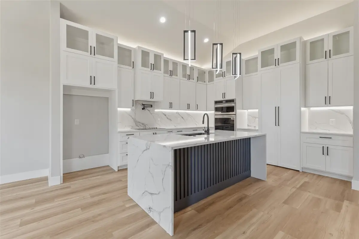 1736 Stoneman Street, Dallas, TX 75215 - #1