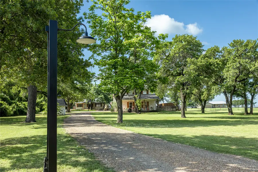 909 Grindstone Road, Brock, TX 76087 - #2