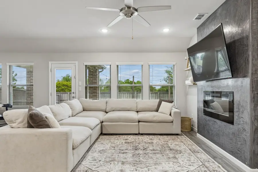 6909 Lilac Drive, Venus, TX 76084 - #3