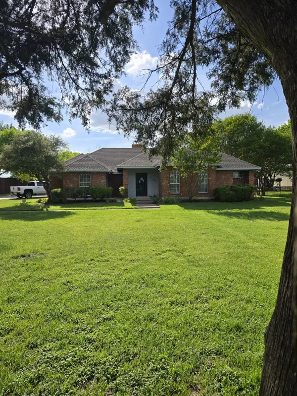 3731 Joe Wilson Road, Midlothian, TX 76065