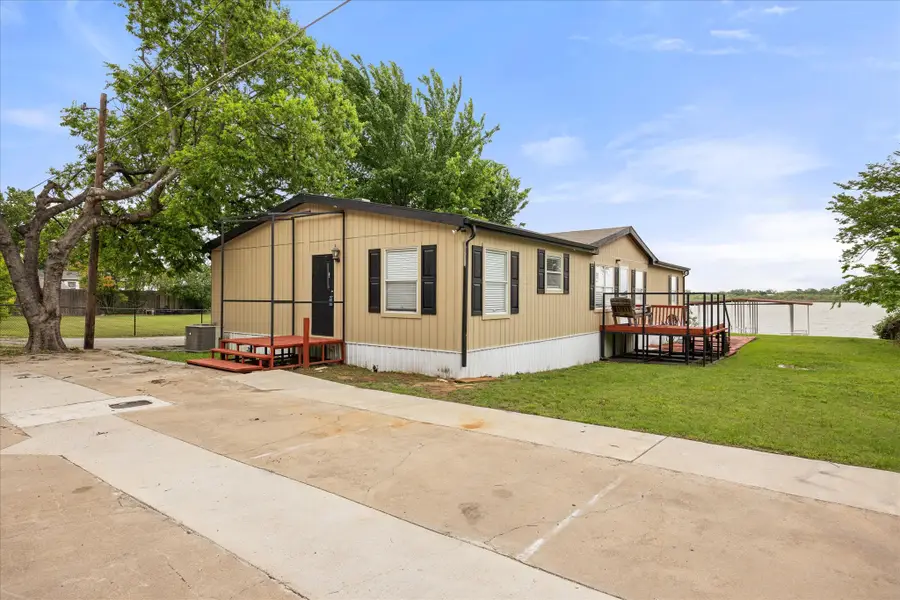5821 Parkside Court, Granbury, TX 76048 - #3