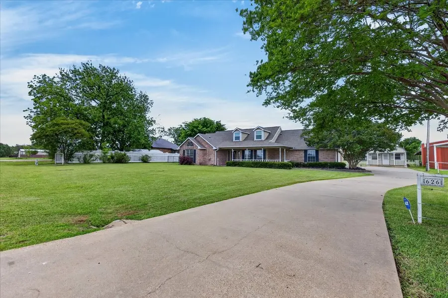 626 E Eubank Street, Mabank, TX 75147 - #2