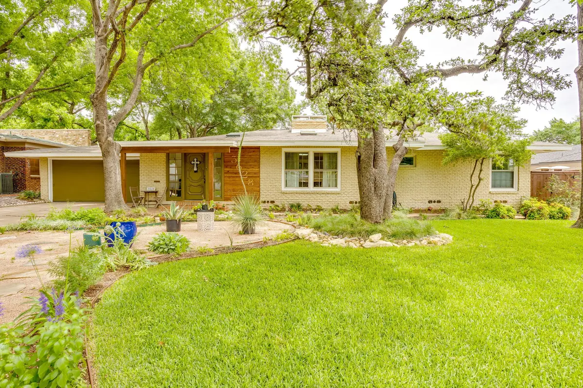 3628 Manderly Place, Fort Worth, TX 76109 - #1