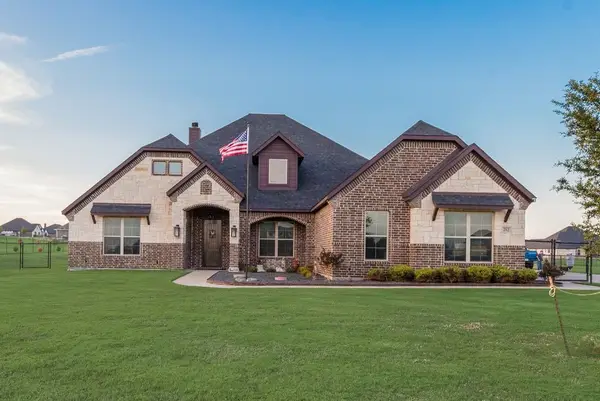 252 Agua Linda Drive, Godley, TX 76044