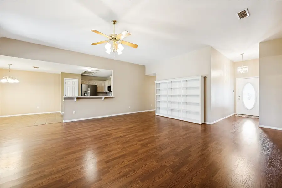 816 Willow Court, Saginaw, TX 76179 - #3