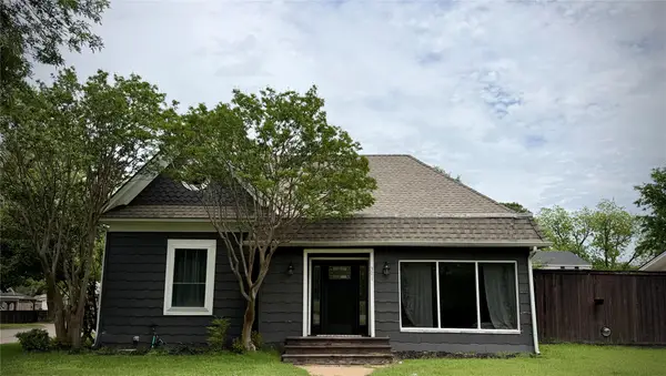 301 Forrest Avenue, Cleburne, TX 76033