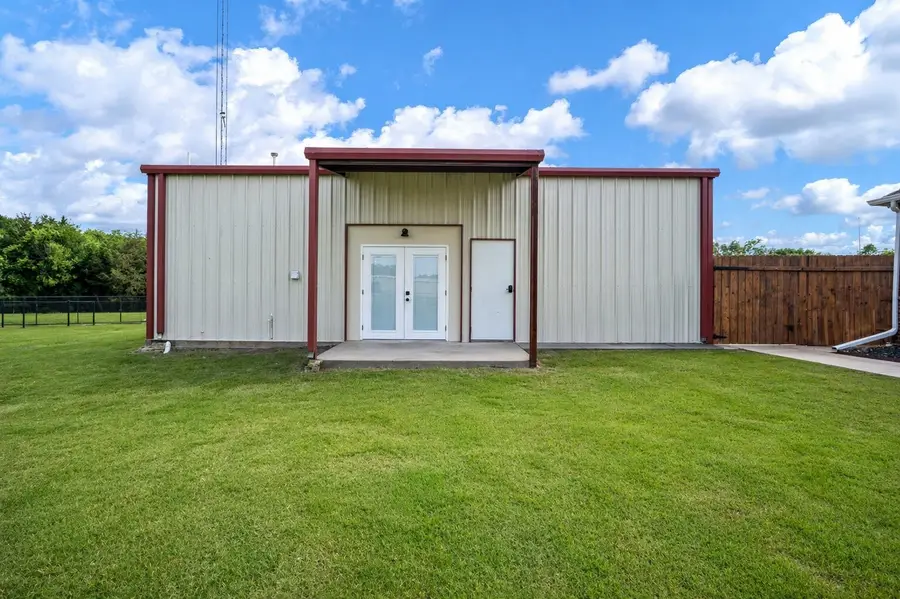 940 Lester Burt Road, Farmersville, TX 75442 - #3