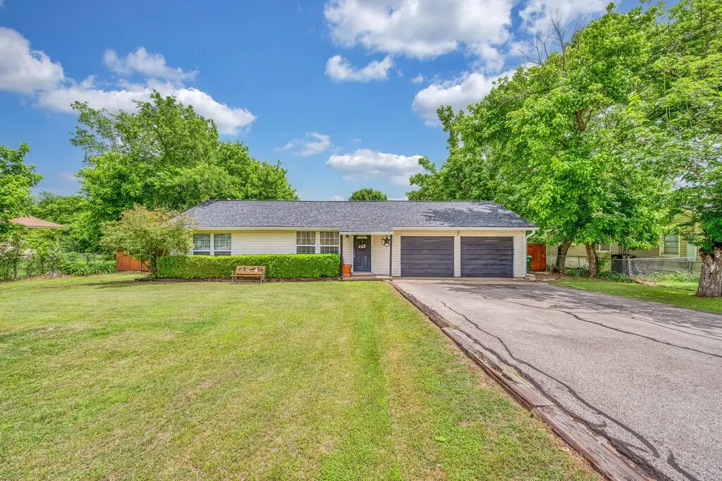 4304 Valview Drive, Waco, TX 76708 - #1