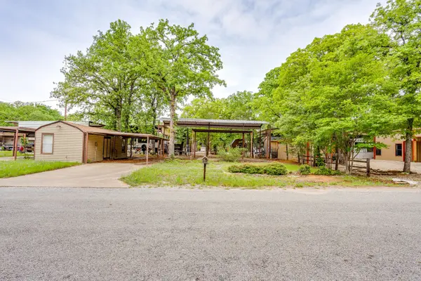5704 Campfire Lane, Granbury, TX 76049