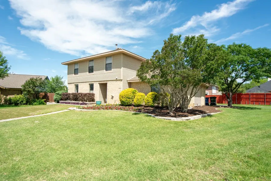 2621 Carmel Circle, Carrollton, TX 75006 - #2