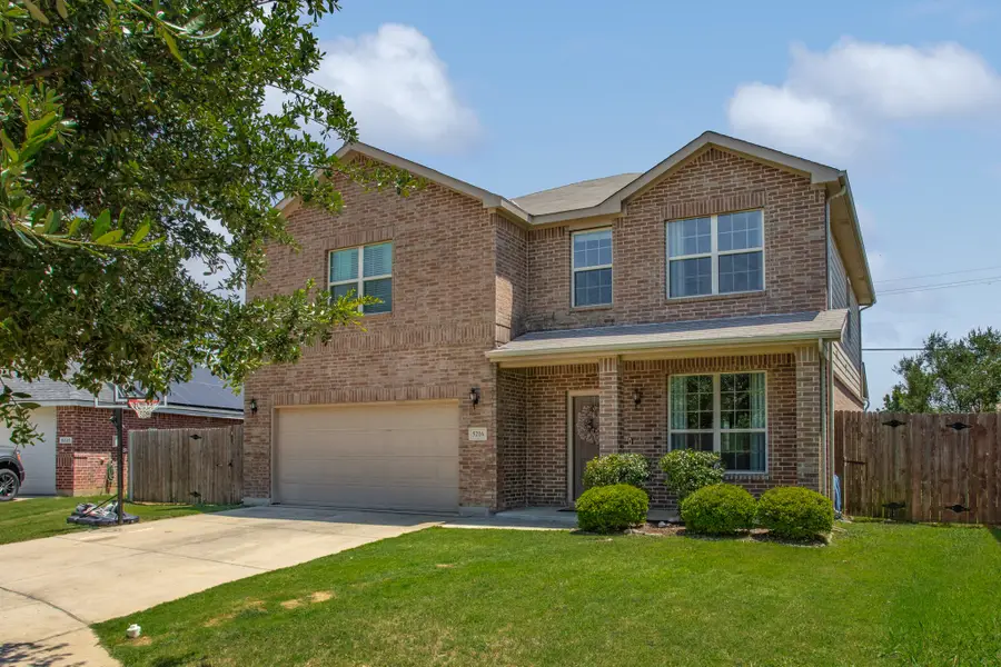 5216 Pebble Beach Trail, Denton, TX 76208 - #2