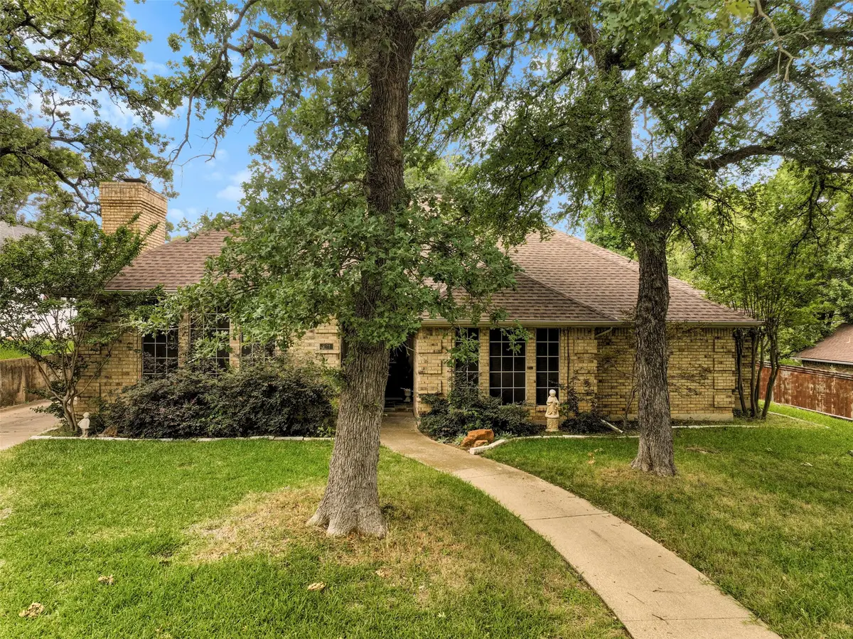 821 Red Oak Drive, Mansfield, TX 76063 - #1