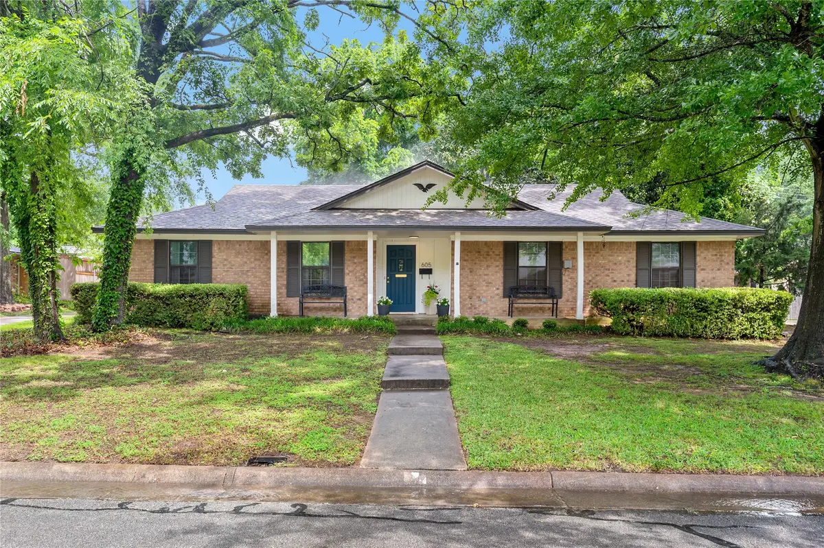 605 SE 32nd Street, Paris, TX 75460 - #1