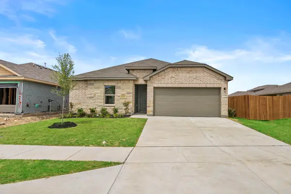 9409 Mint Hill Drive, Fort Worth, TX 76108