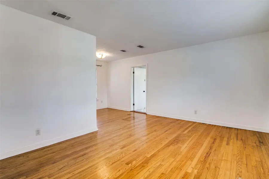 214 S Clark Street, Rockwall, TX 75087 - #2