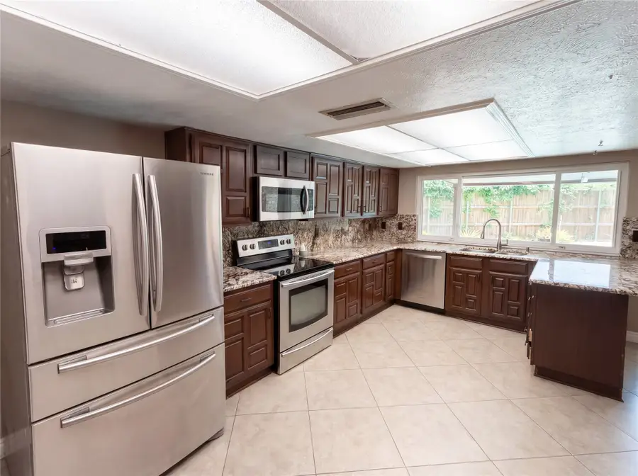 6302 Zanes Court, Plano, TX 75023 - #2