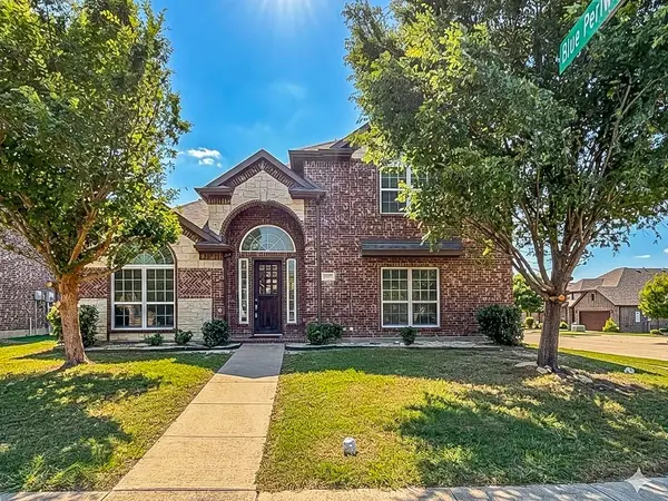 8300 Meadow Sweet Lane, Fort Worth, TX 76123