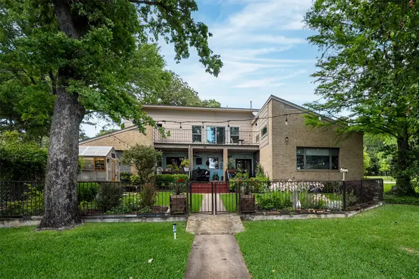 205 Shoreline Drive, Star Harbor, TX 75148