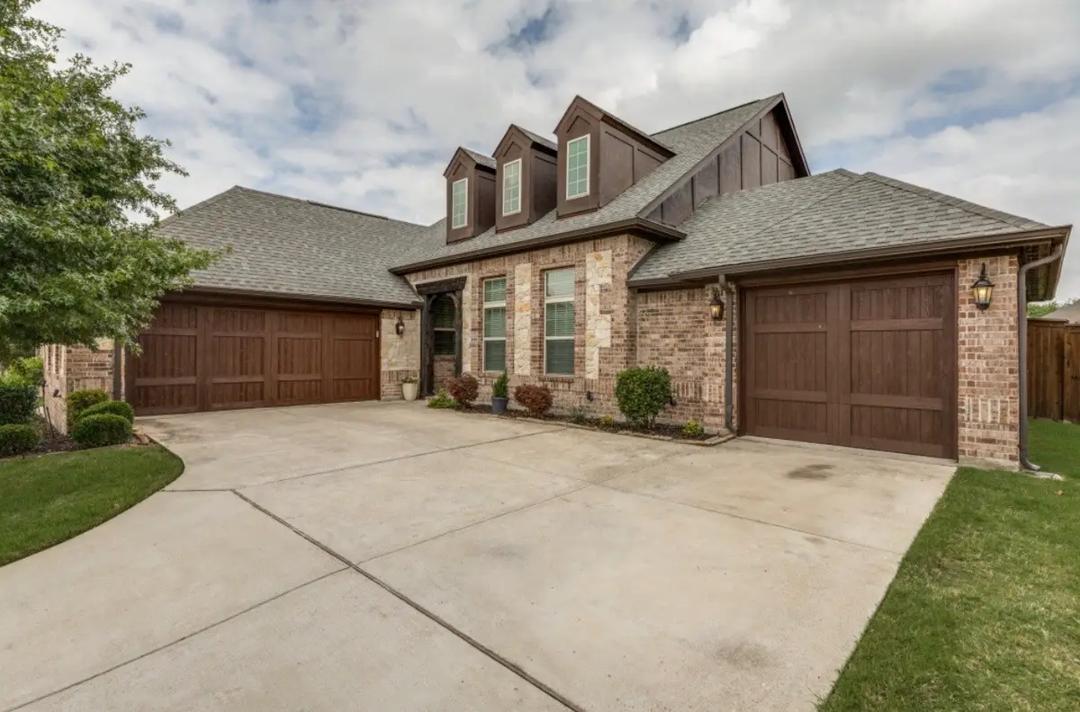 1221 Yosemite Way, Burleson, TX 76028 - #1