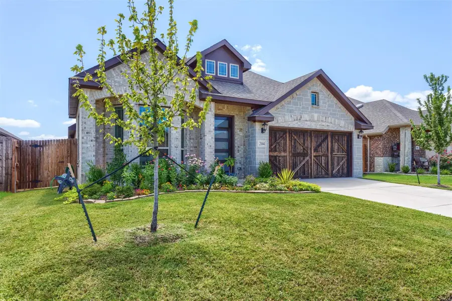 204 Garden Grove Drive, Waxahachie, TX 75165 - #3