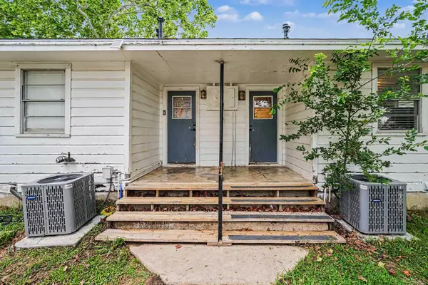 802-804 Plum Street, Sanger, TX 76266