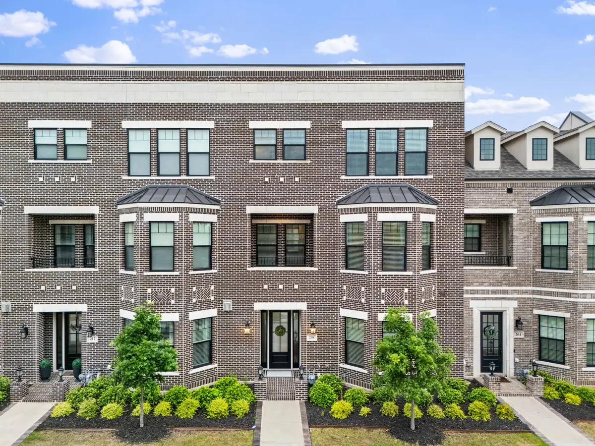 208 Morningside Drive, Roanoke, TX 76262 - #1